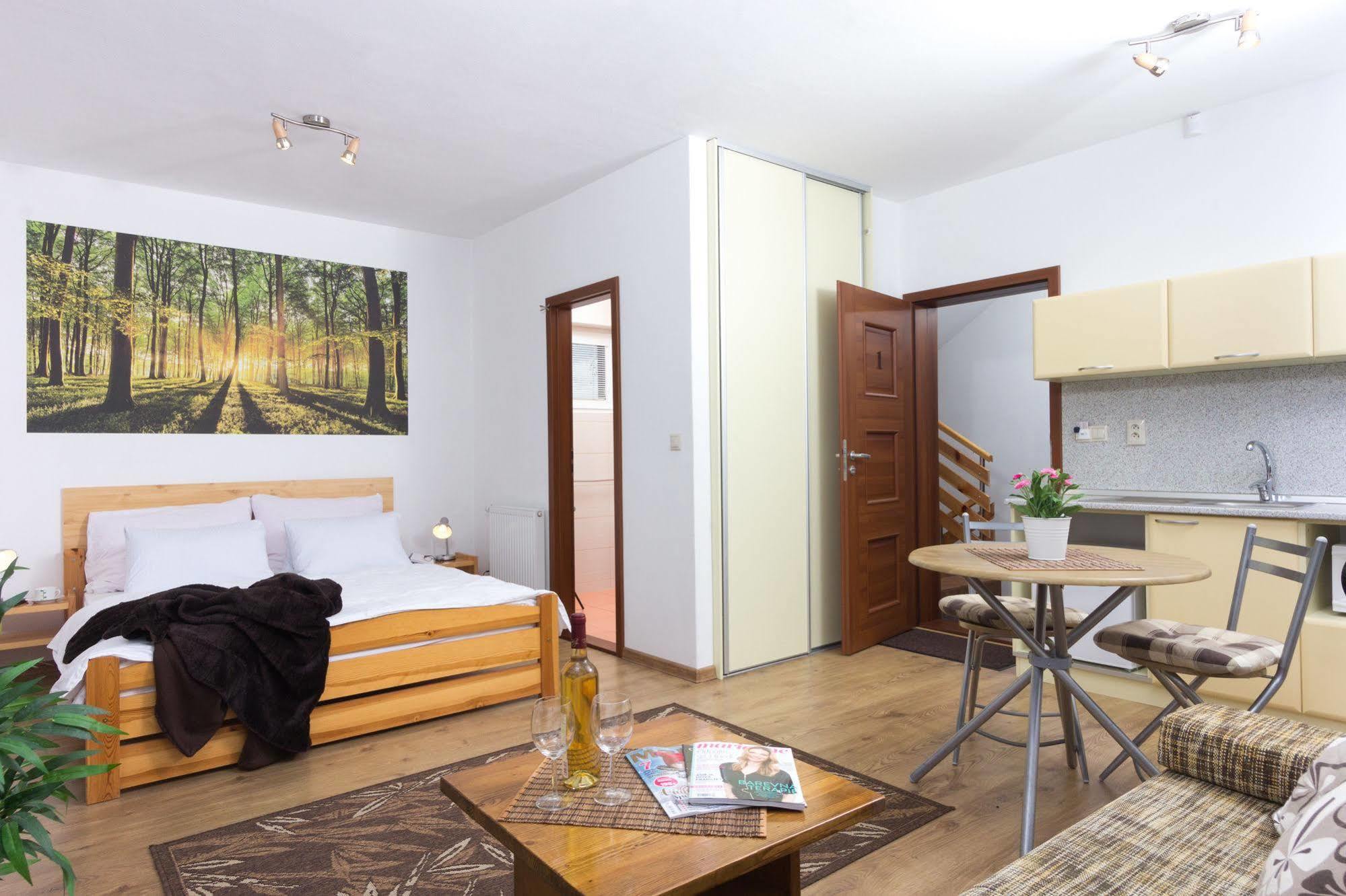 Apartmany Lipka Pavčina Lehota Eksteriør billede